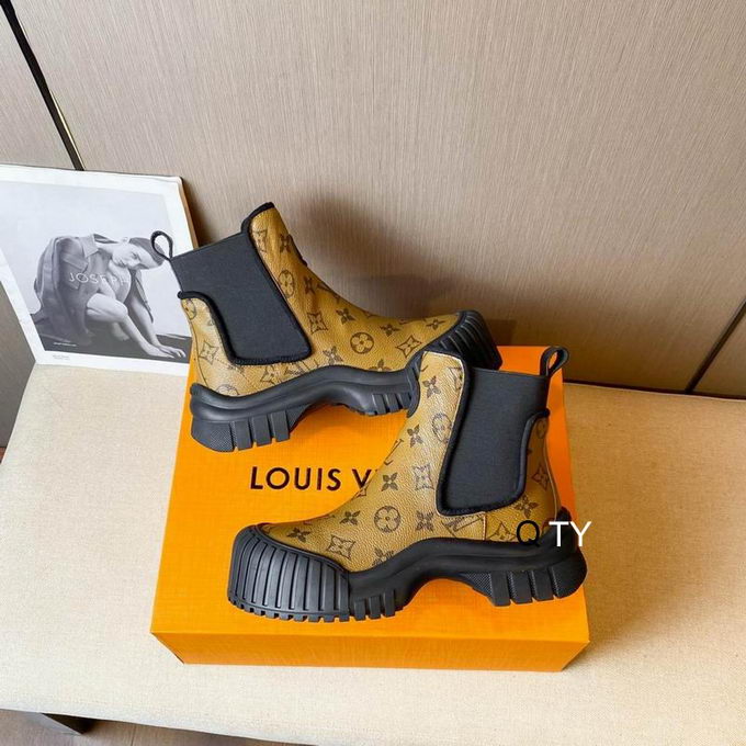 Louis Vuitton Boots Wmns ID:20221203-269